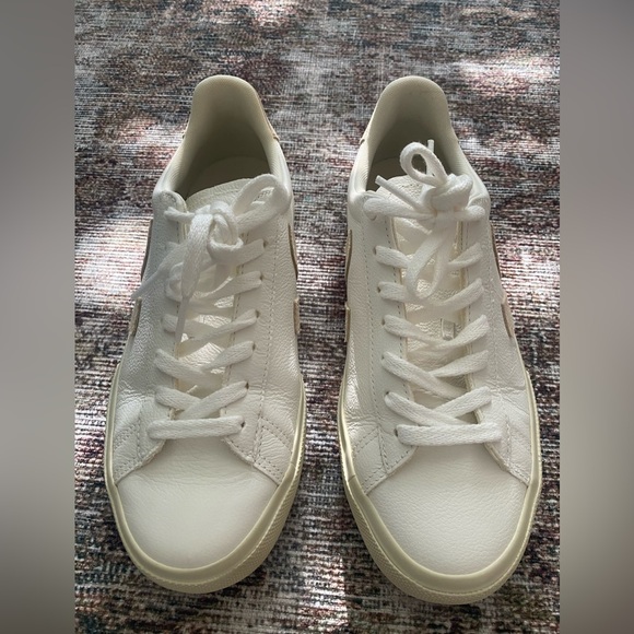 Veja Women's Campo Sneaker - Picture 3 of 8